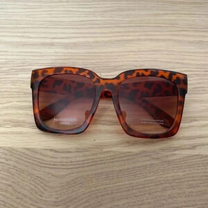 🆕Fashion Animal Print  Sunglasses🆕